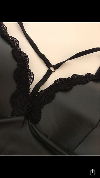 38 Beden siyah Renk Suni deri bralet