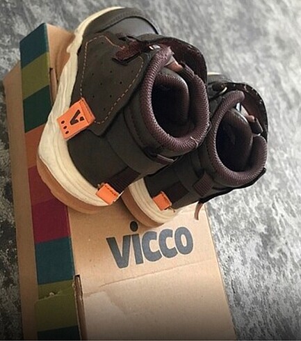25 Beden Vicco erkek çocuk bot