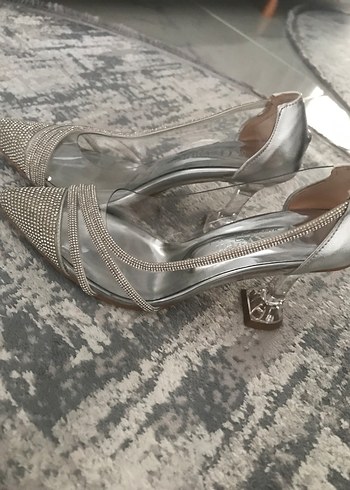 Topuklu gece ayakkabısı - Görsel 3