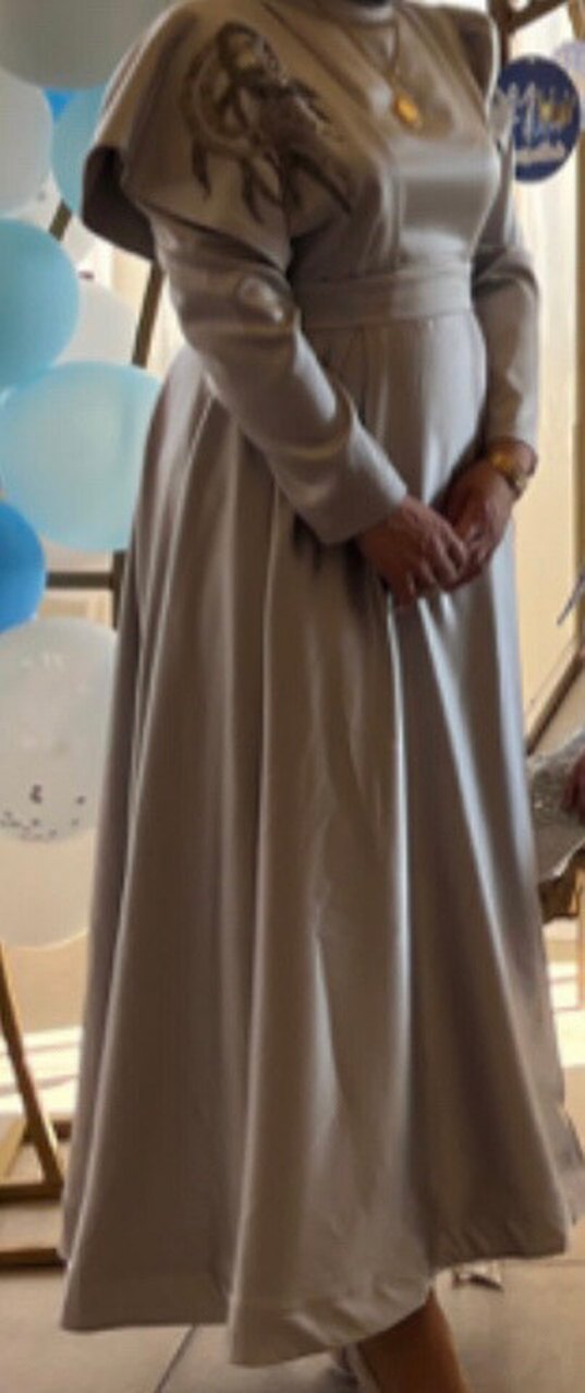 Gri Uzun Kollu İşlemeli Uzun Elbise abiye - Görsel 2