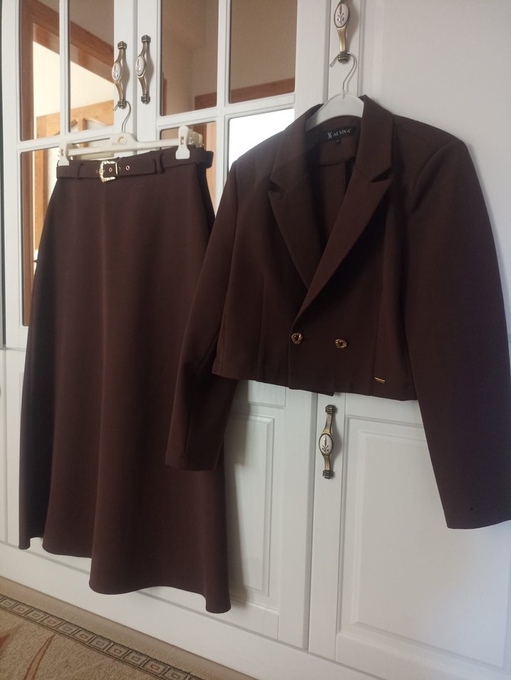 Kahverengi Uzun Kadın Takım - Görsel 3