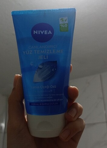  Beden Nivea yüz temizleme jeli