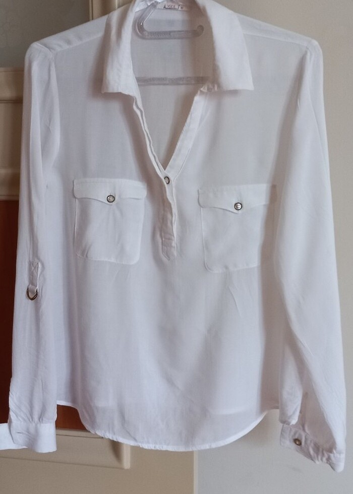 Waikiki pamuklu beyaz gömlek 40 ve 42 ye uyar.ölçüler mevcut - Görsel 2