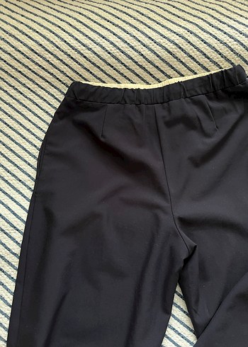 Stradivarius Bel Detaylı Pantolon - Görsel 4