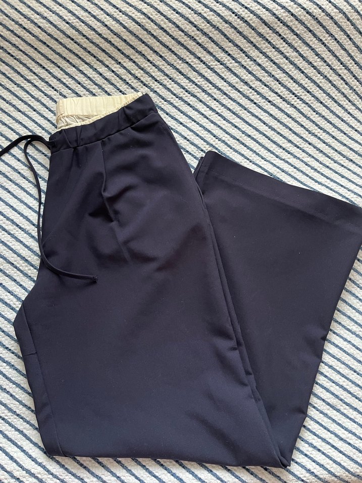 Stradivarius Bel Detaylı Pantolon - Görsel 2