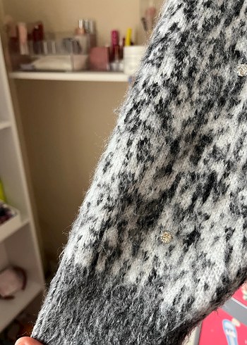 Gri Taşlı Hırka - Görsel 3