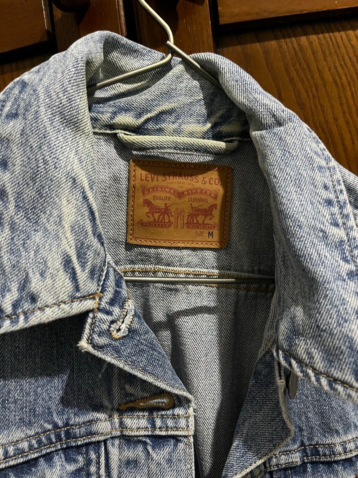 Levis Düğmeli Kolsuz Mavi Denim Ceket - Görsel 3