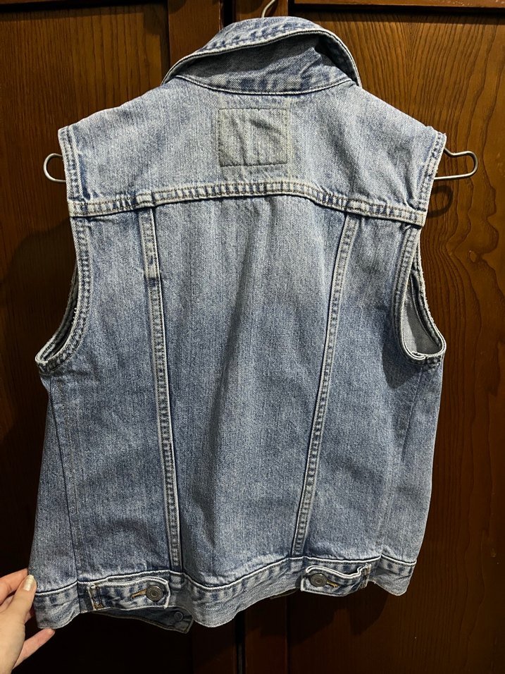 Levis Düğmeli Kolsuz Mavi Denim Ceket - Görsel 5