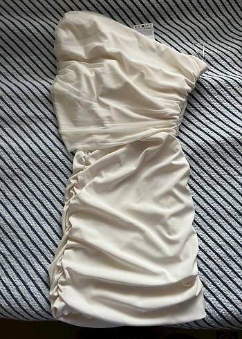 Zara Beyaz Drapeli Straplez Midi Elbise - Görsel 3