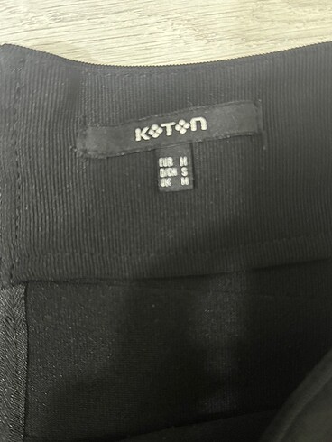 Koton Koton siyah etek