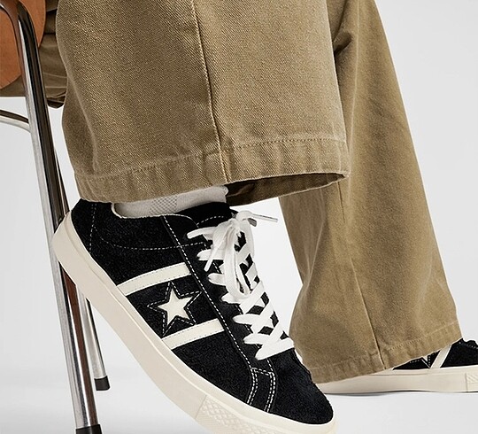 37 Beden Converse süet ayakkabı