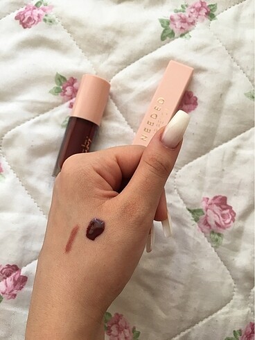 Beden Dora Joy Gloss