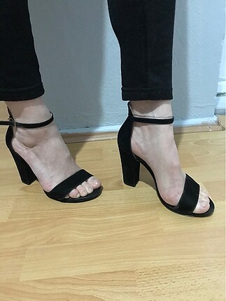 Kalın stilletto