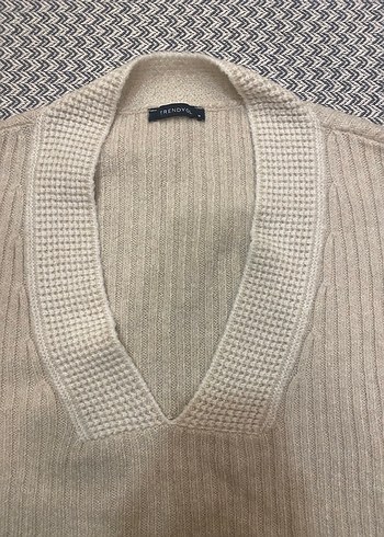 V-Yaka Bej Triko Süveter - Görsel 2