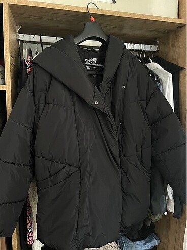stradivarius mont