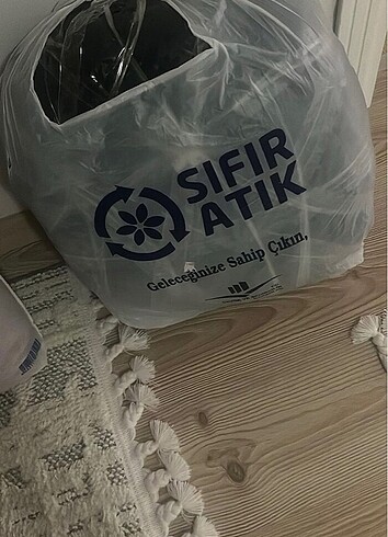 Yeni elbiseler