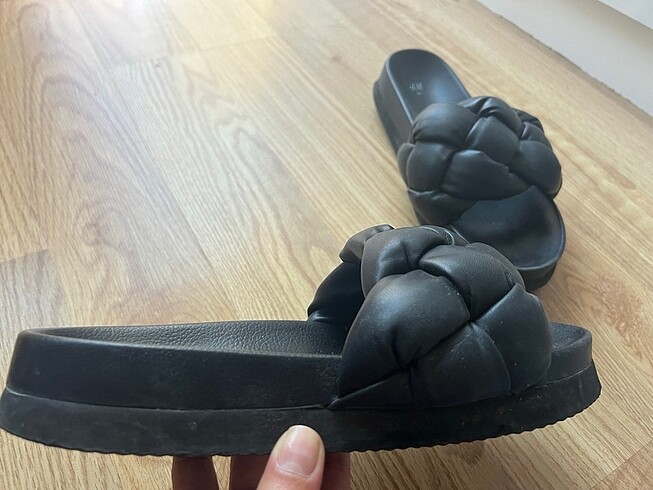 40 Beden H&M yazlık terlik