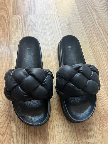 H&M yazlık terlik