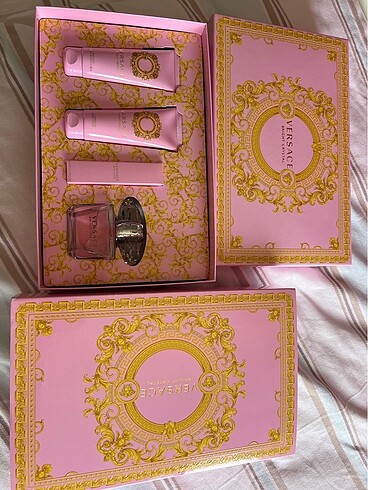 Beden Renk Versace bright crystal Parfüm
