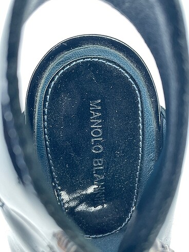 39 Beden siyah Renk Manolo Blahnik Klasik Ayakkabı %70 İndirimli.