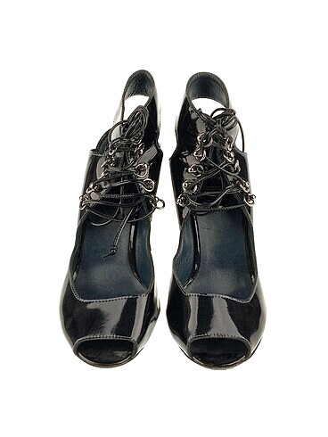 39 Beden Manolo Blahnik Klasik Ayakkabı %70 İndirimli.
