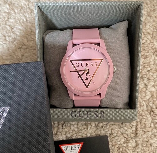 Guess Guess saat