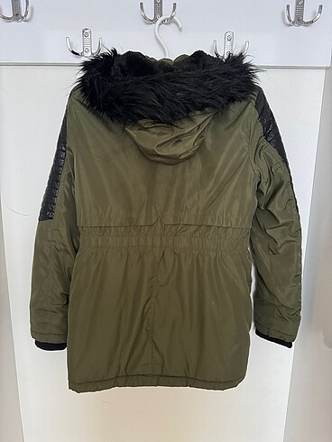 LC Waikiki LCW kız çocuk mont