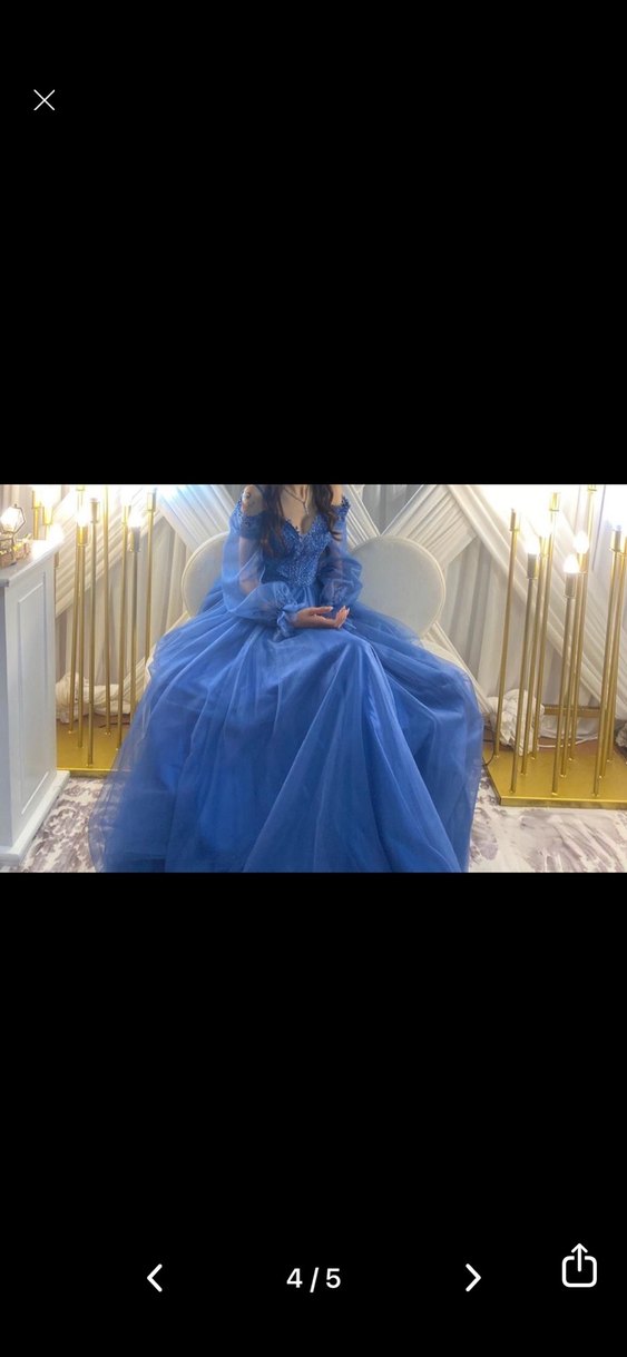 Mavi Uzun Kollu İşlemeli Nişan Elbisesi - Görsel 2