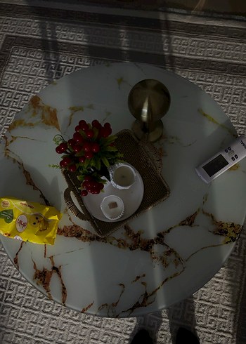 Beyaz Mermer Desenli Yuvarlak Orta Sehpa - Görsel 4