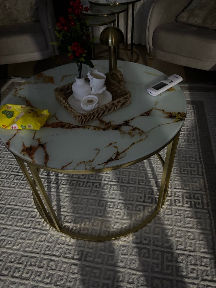 Beyaz Mermer Desenli Yuvarlak Orta Sehpa - Görsel 3