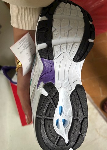 Nike Beyaz Mor Laced Spor Ayakkabı - Görsel 3