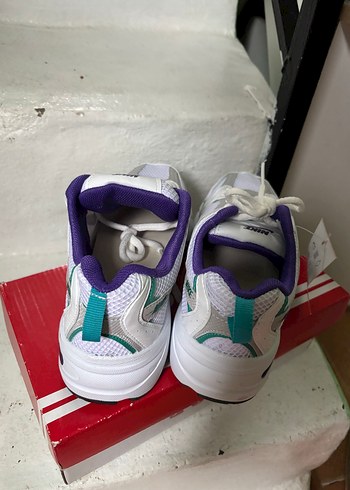 Nike Beyaz Mor Laced Spor Ayakkabı - Görsel 5