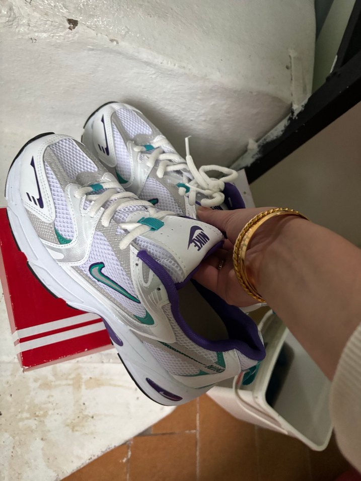 Nike Beyaz Mor Laced Spor Ayakkabı - Görsel 4