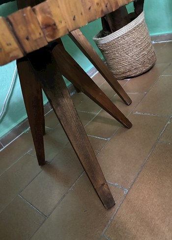 Kahverengi Kareli Ahşap Platform Sehpa - Görsel 2