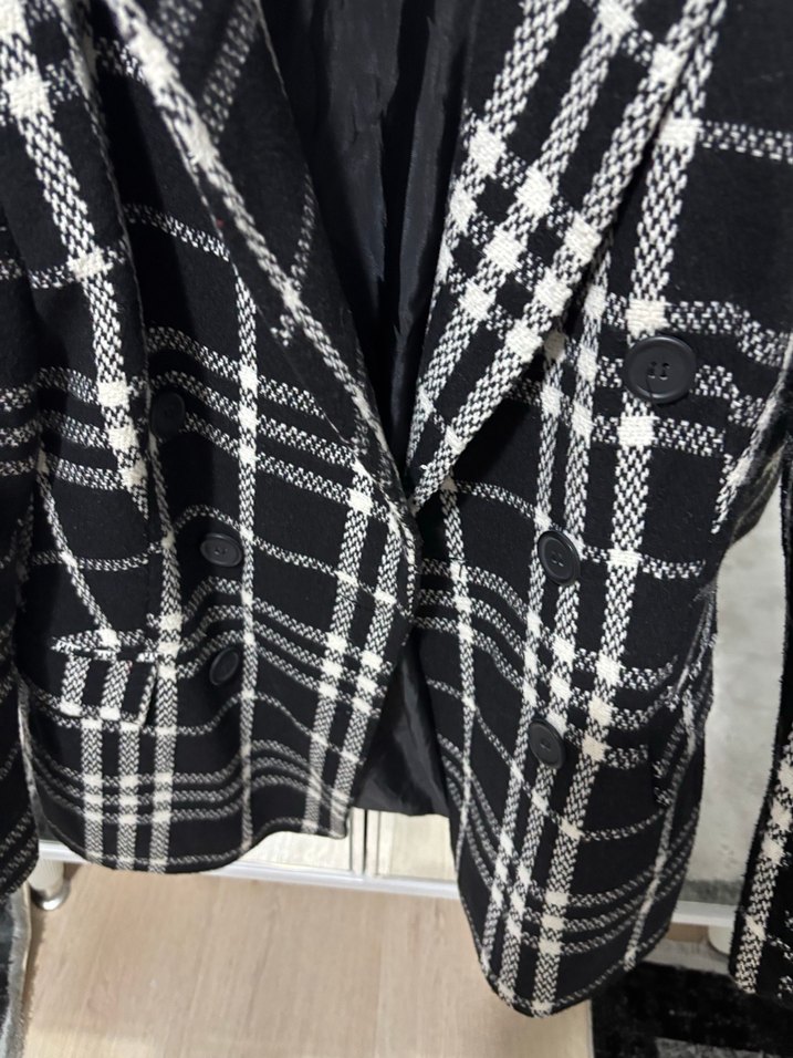 Kadın Gri Ekose Düğmeli Midi Blazer - Görsel 4