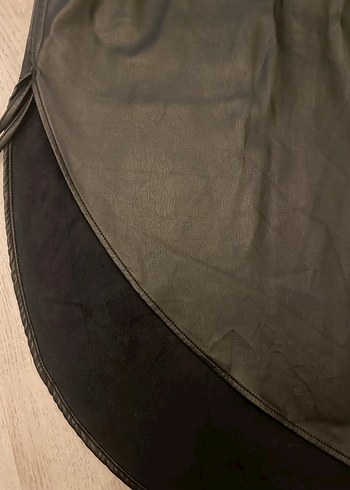 Drapeli Siyah Deri Midi etek - Görsel 2