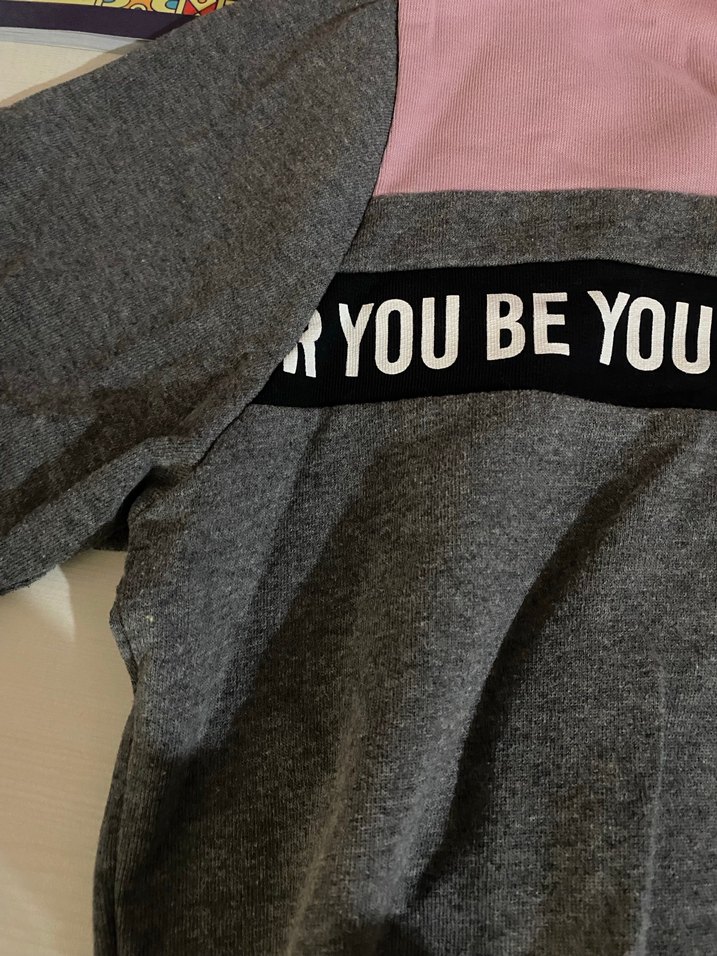 Fermuarlı Gri ve Pembe Sweatshirt - Görsel 2