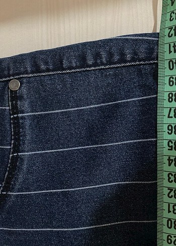 Düğmeli Lacivert Çizgili Kadın Kot Pantolon - Görsel 3