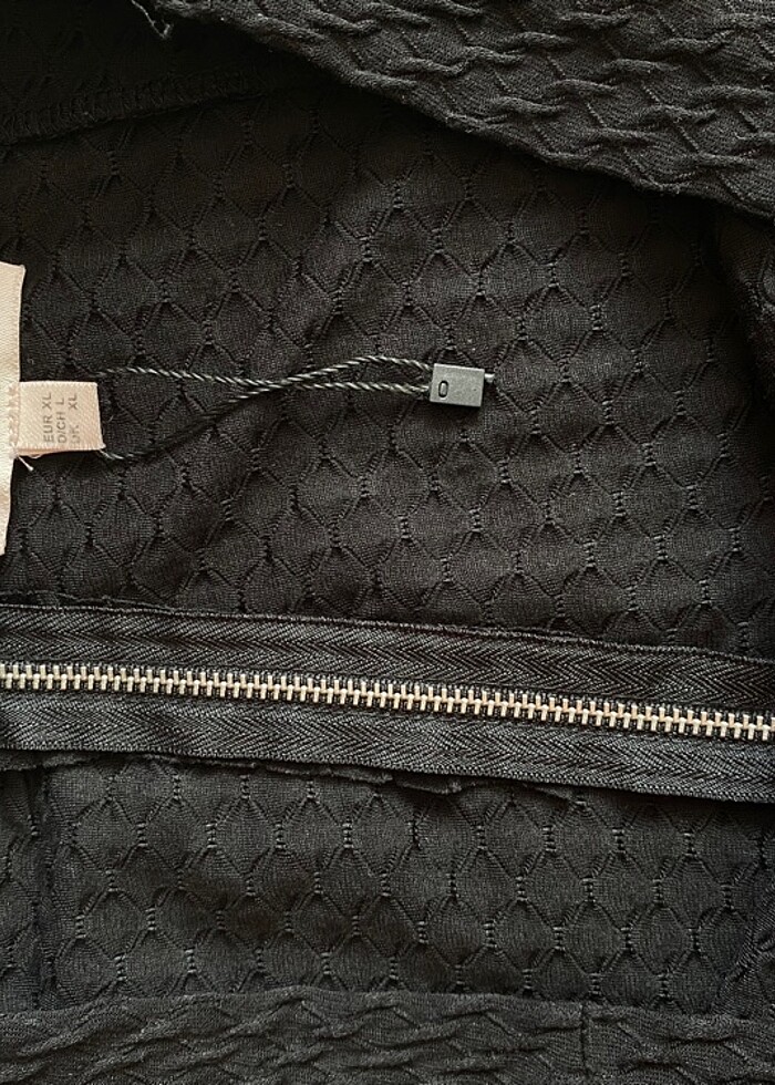 Siyah kısa etek - Görsel 3