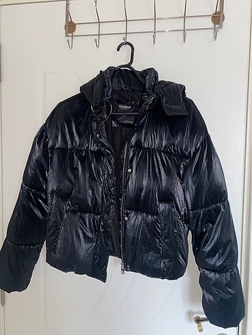 PULL BEAR MONT