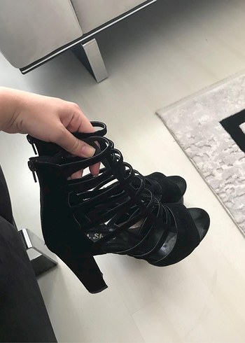 Siyah Bağcıklı Platform Topuklu Gotik Kadın Ayakkabı - Görsel 2