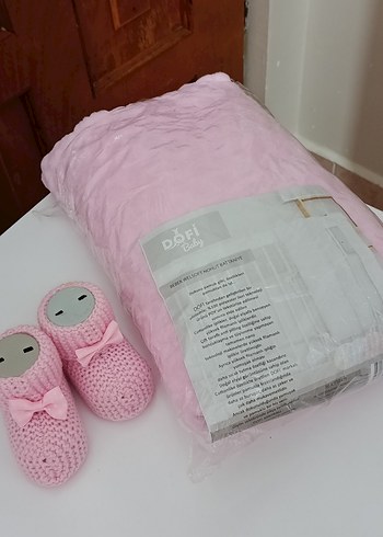 bebek battaniyesi ve patik - Görsel 2