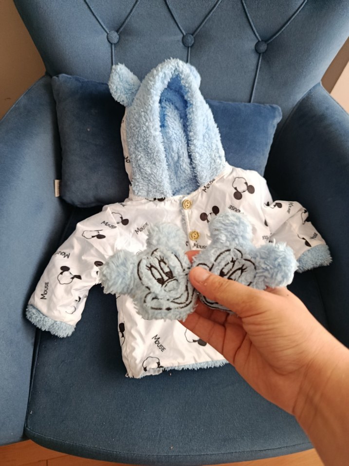 Kapüşonlu Beyaz Baskılı Erkek Çocuk Mont - Görsel 2