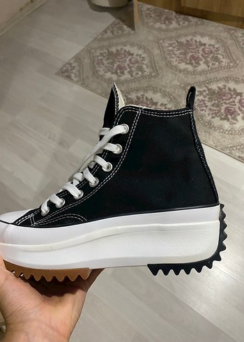 39 Beden Converse Run Star Hike