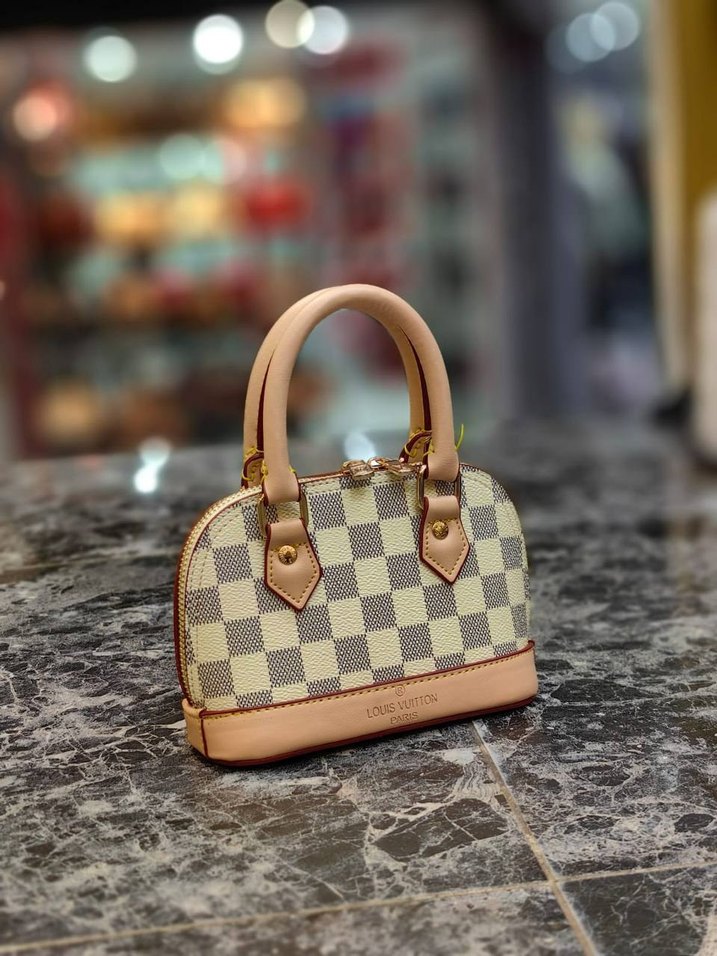 Bej Deri Kemerli Kadın Çanta - Görsel 2