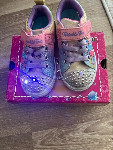Skechers Skechers ışıklı ayakkabı 25 no