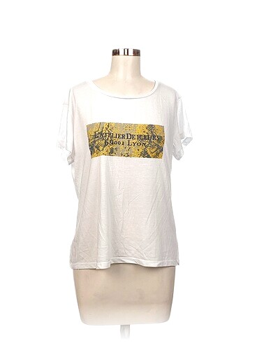 Koton T-shirt %70 İndirimli.