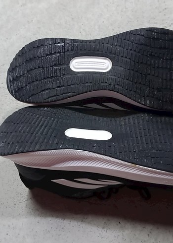 Siyah Adidas Erkek Koşu ve Antrenman Ayakkabısı - Görsel 9