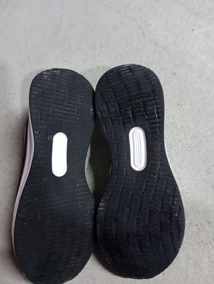 Siyah Adidas Erkek Koşu ve Antrenman Ayakkabısı - Görsel 3