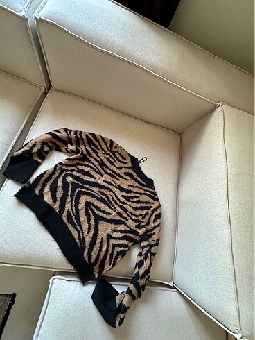 xs Beden HM ZEBRA DESENLİ TRİKO